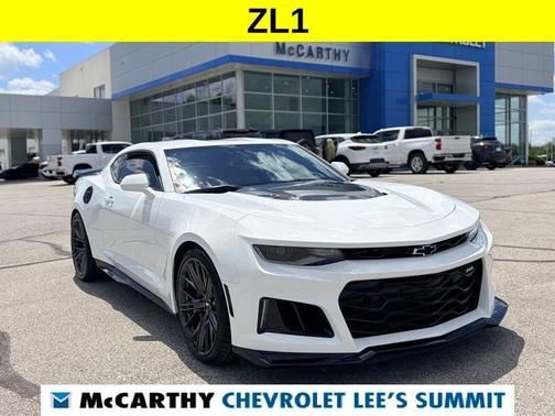 Summit White 2019 Chevrolet Camaro ZL1