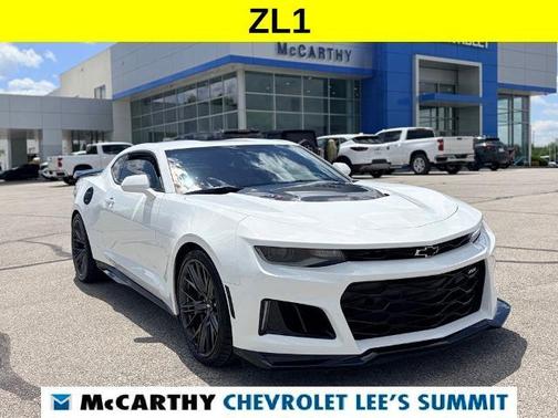 Summit White 2019 Chevrolet Camaro ZL1