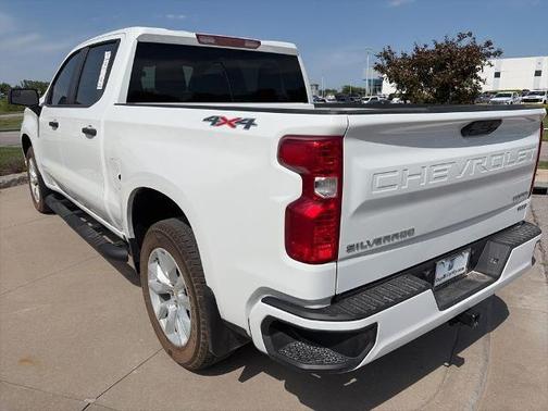Summit White 2026 Chevrolet Silverado 1500 Custom