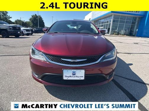 2017 Chrysler 200 LX
