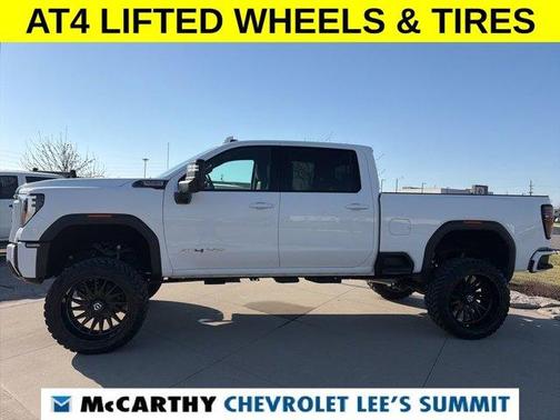 Summit White 2024 GMC Sierra 2500 AT4