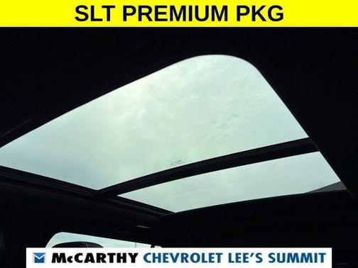 Steel Metallic 2022 GMC Yukon XL SLT