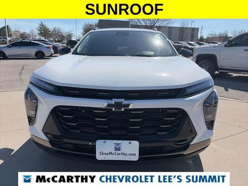 Summit White 2025 Chevrolet Trax ACTIV