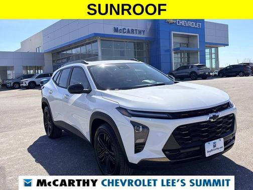 Summit White 2025 Chevrolet Trax ACTIV