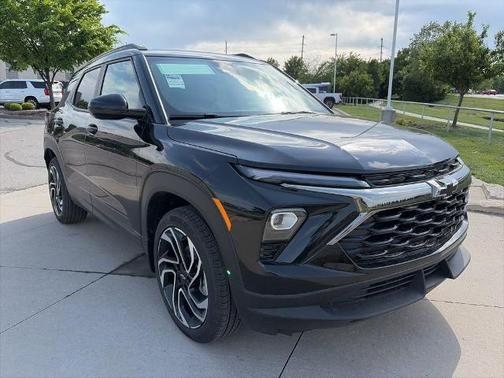 Mosaic Black Metallic 2026 Chevrolet Trailblazer RS