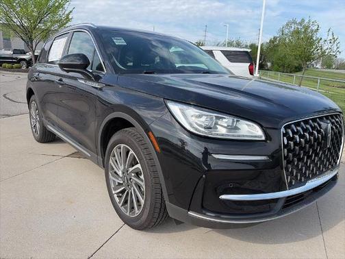 Black Metallic 2024 Lincoln Corsair Reserve