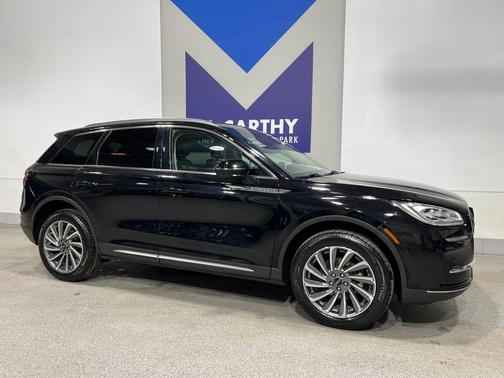 Black Metallic 2024 Lincoln Corsair Reserve