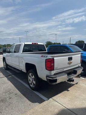 Summit White 2018 Chevrolet Silverado 2500 LTZ