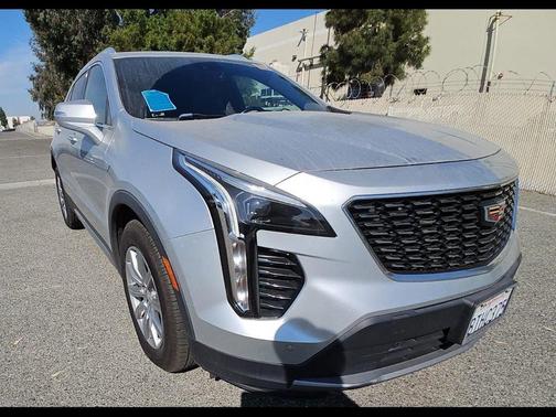 2021 Cadillac XT4 Premium Luxury