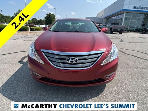 2011 Hyundai SONATA SE