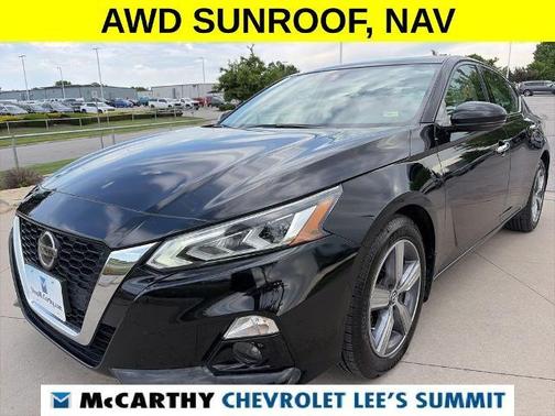 Black 2022 Nissan Altima 2.5 SL