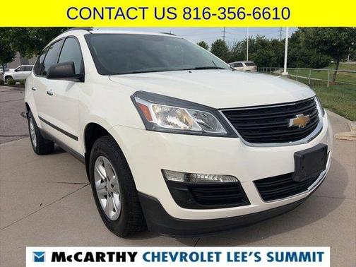 White 2015 Chevrolet Traverse LS