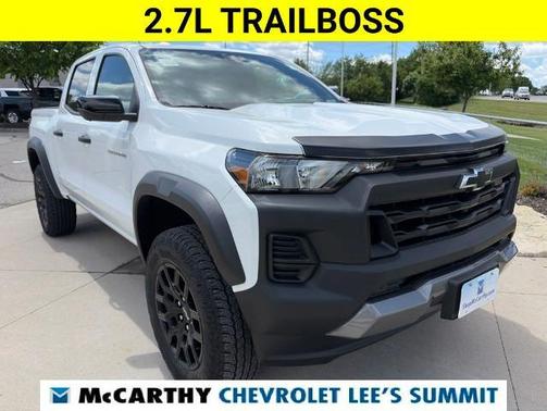 Summit White 2023 Chevrolet Colorado Trail Boss