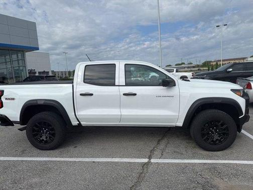 Summit White 2023 Chevrolet Colorado Trail Boss