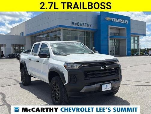 Summit White 2023 Chevrolet Colorado Trail Boss