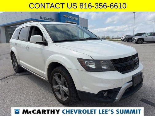 White 2016 Dodge Journey Crossroad