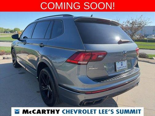 2023 Volkswagen Tiguan 2.0T SE R-Line Black