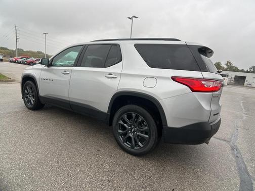 2021 Chevrolet Traverse RS