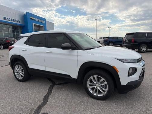 Summit White 2023 Chevrolet Trailblazer LS