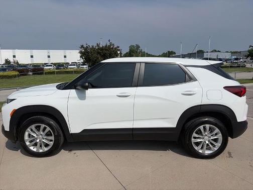 Summit White 2023 Chevrolet Trailblazer LS