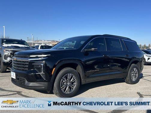 Mosaic Black Metallic 2026 Chevrolet Traverse LT