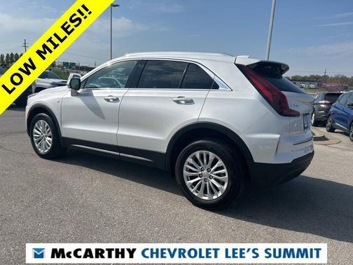 2024 Cadillac XT4 Luxury
