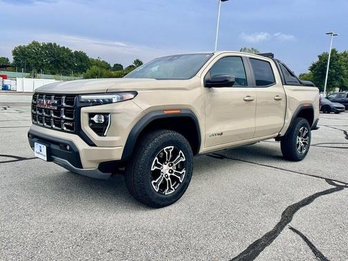 2023 GMC Canyon AT4