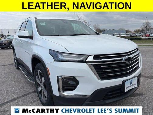 Summit White 2022 Chevrolet Traverse LT Leather