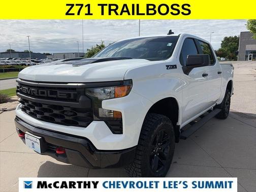 Summit White 2024 Chevrolet Silverado 1500 Custom Trail Boss