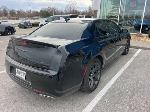 2023 Chrysler 300 S