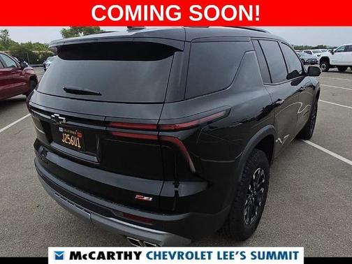 Black Metallic 2024 Chevrolet Traverse Z71