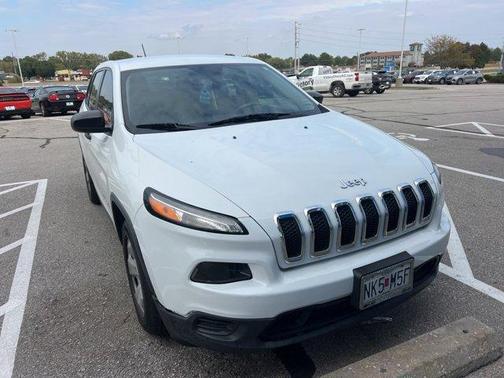 2017 Jeep Cherokee Sport