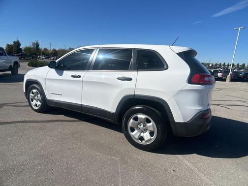 2017 Jeep Cherokee Sport