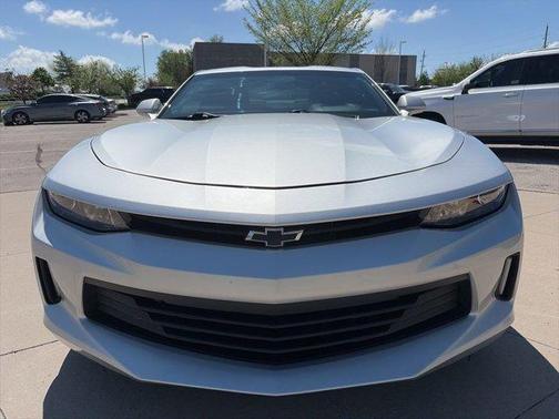 Silver Ice Metallic 2018 Chevrolet Camaro 1LT