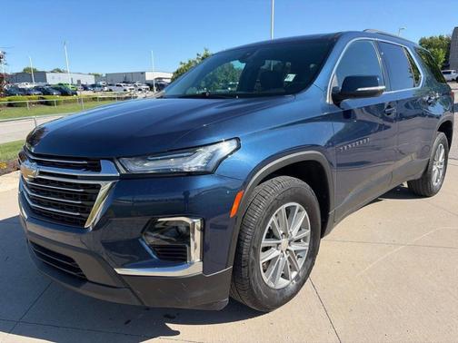 Blue Metallic 2022 Chevrolet Traverse LT Cloth