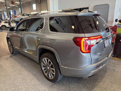 Sterling 2023 GMC Acadia Denali