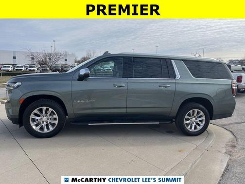 2023 Chevrolet Suburban Premier