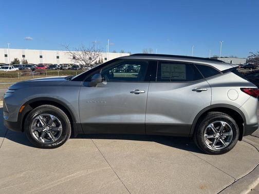 Sterling Gray Metallic 2026 Chevrolet Blazer LT