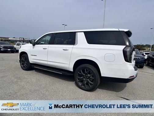 2025 Chevrolet Suburban LT
