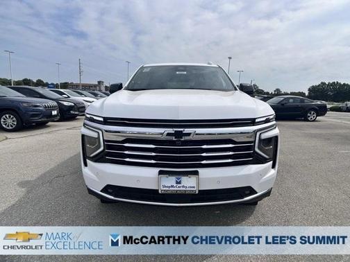 2025 Chevrolet Suburban LT