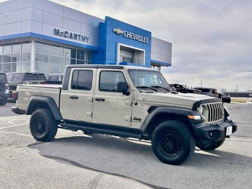 2020 Jeep Gladiator Sport