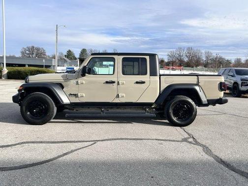 2020 Jeep Gladiator Sport