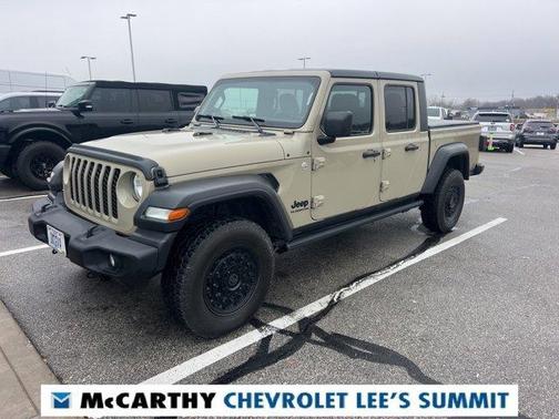 2020 Jeep Gladiator Sport