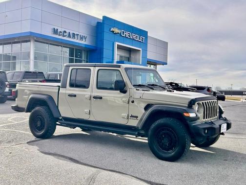 2020 Jeep Gladiator Sport