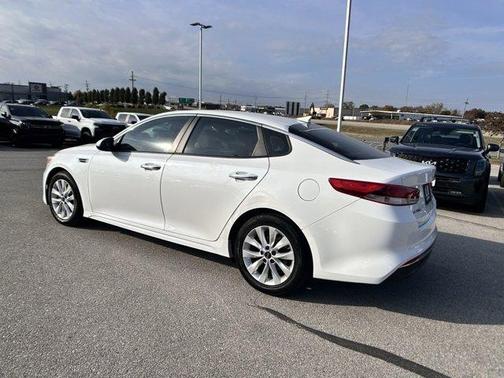 2016 Kia Optima LX