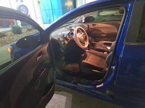 2016 Chevrolet Sonic LT