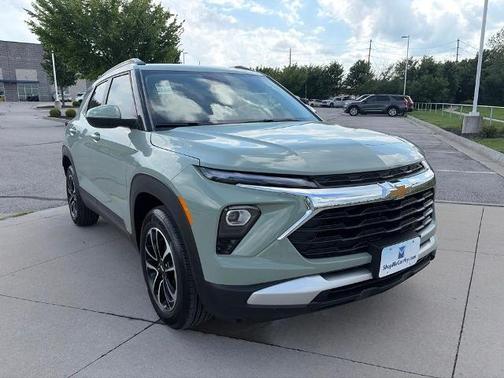 Green 2026 Chevrolet Trailblazer LT