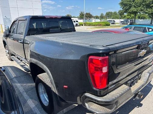 Black 2022 Chevrolet Silverado 3500 High Country