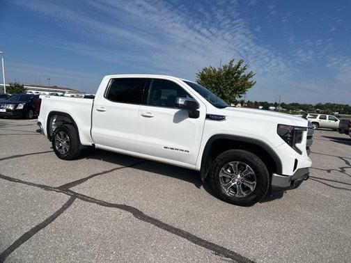 2023 GMC Sierra 1500 SLE