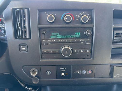 2017 Chevrolet Express 3500 LT